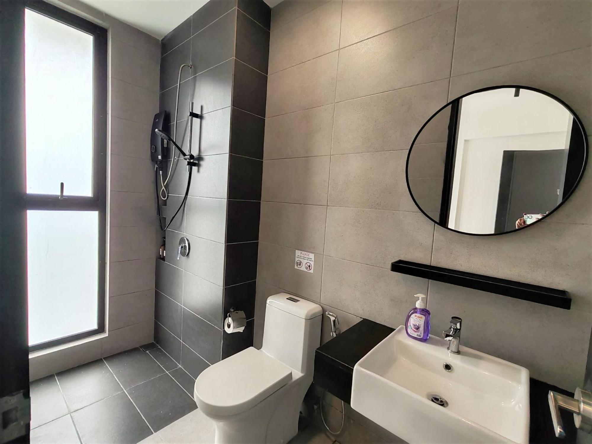Luxurious Modern Suite At Urban Suites Georgetown By Superstay Jelutong Ngoại thất bức ảnh