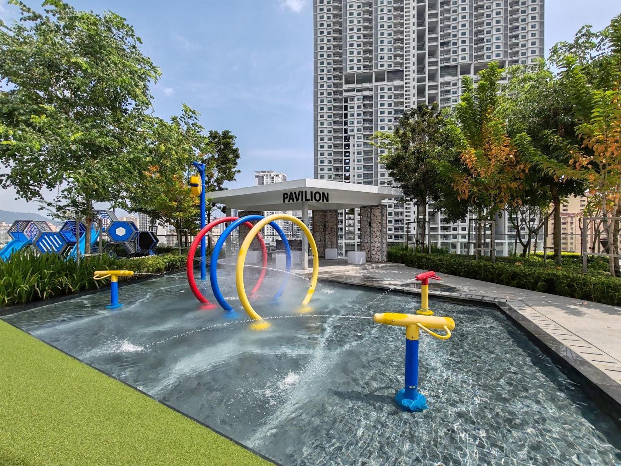Luxurious Modern Suite At Urban Suites Georgetown By Superstay Jelutong Ngoại thất bức ảnh